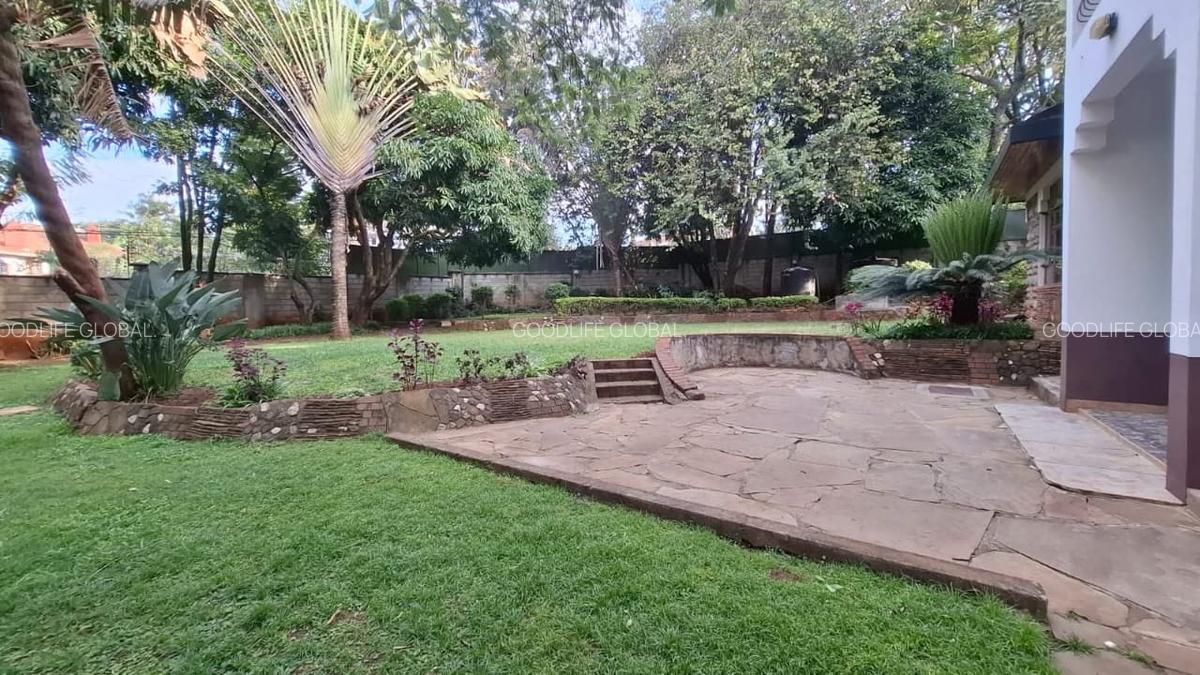 5 Bed House with En Suite at Runda - 3