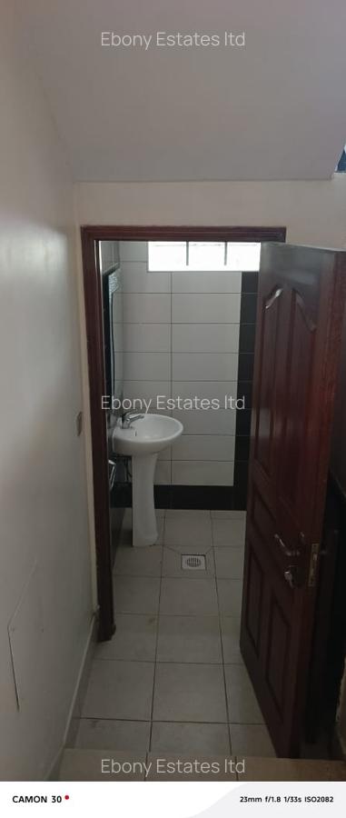 5 Bed Villa with En Suite in Lavington - 9