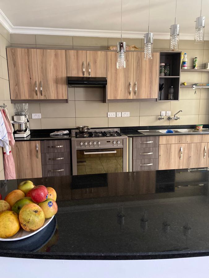 6 Bed Villa with En Suite at Katani - 13