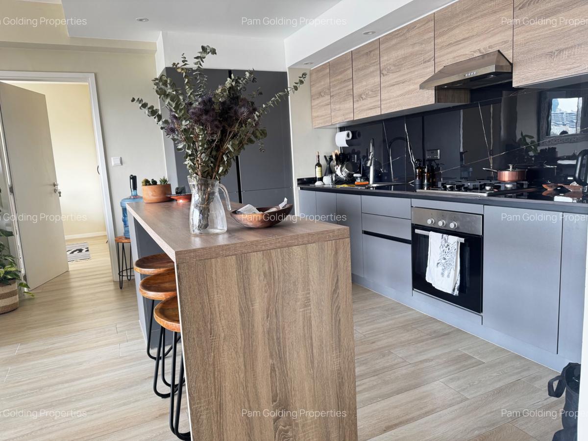 2 Bed Apartment with En Suite in Riverside - 8