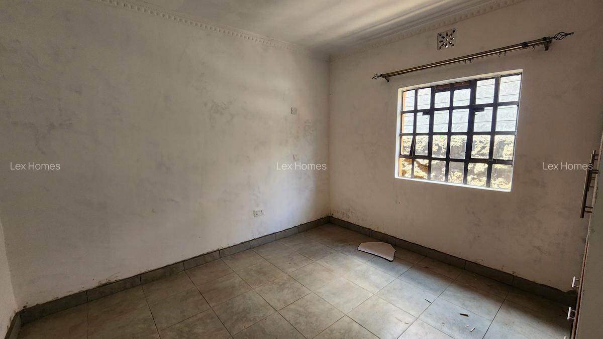 3 Bed House with En Suite at Rimpa Road - 18
