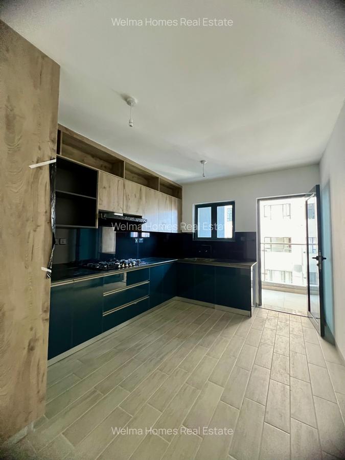 3 Bed Apartment with En Suite in Lavington - 5