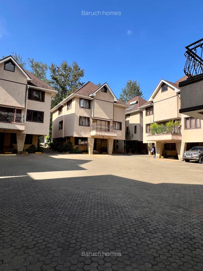 4 Bed Townhouse with En Suite in Lavington - 2