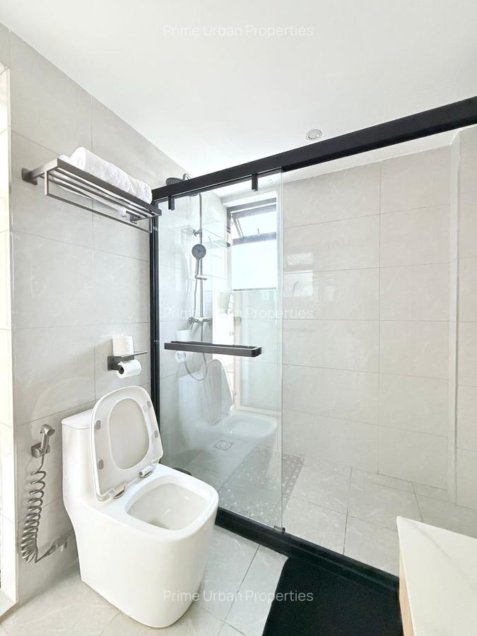 Serviced 2 Bed Apartment with En Suite in Riverside - 12