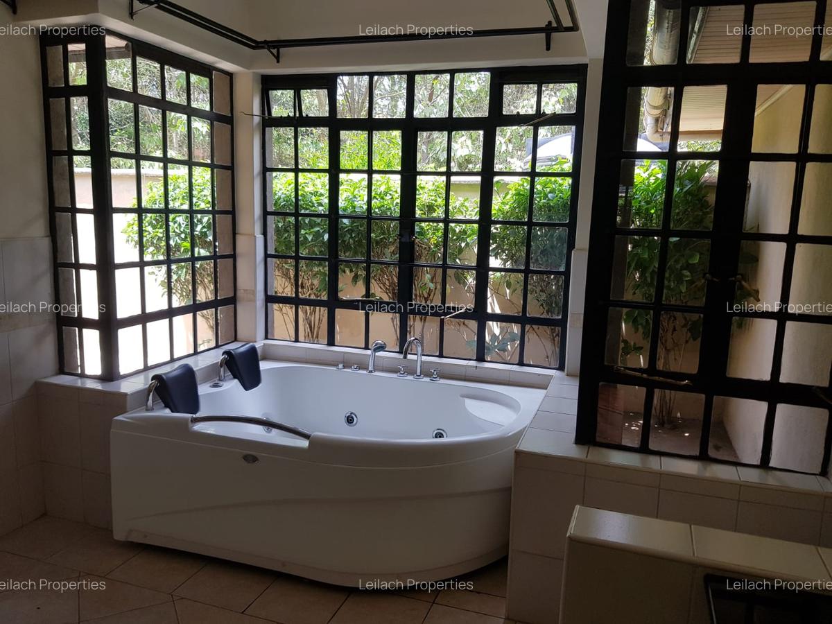 4 Bed House with En Suite in Karen - 12