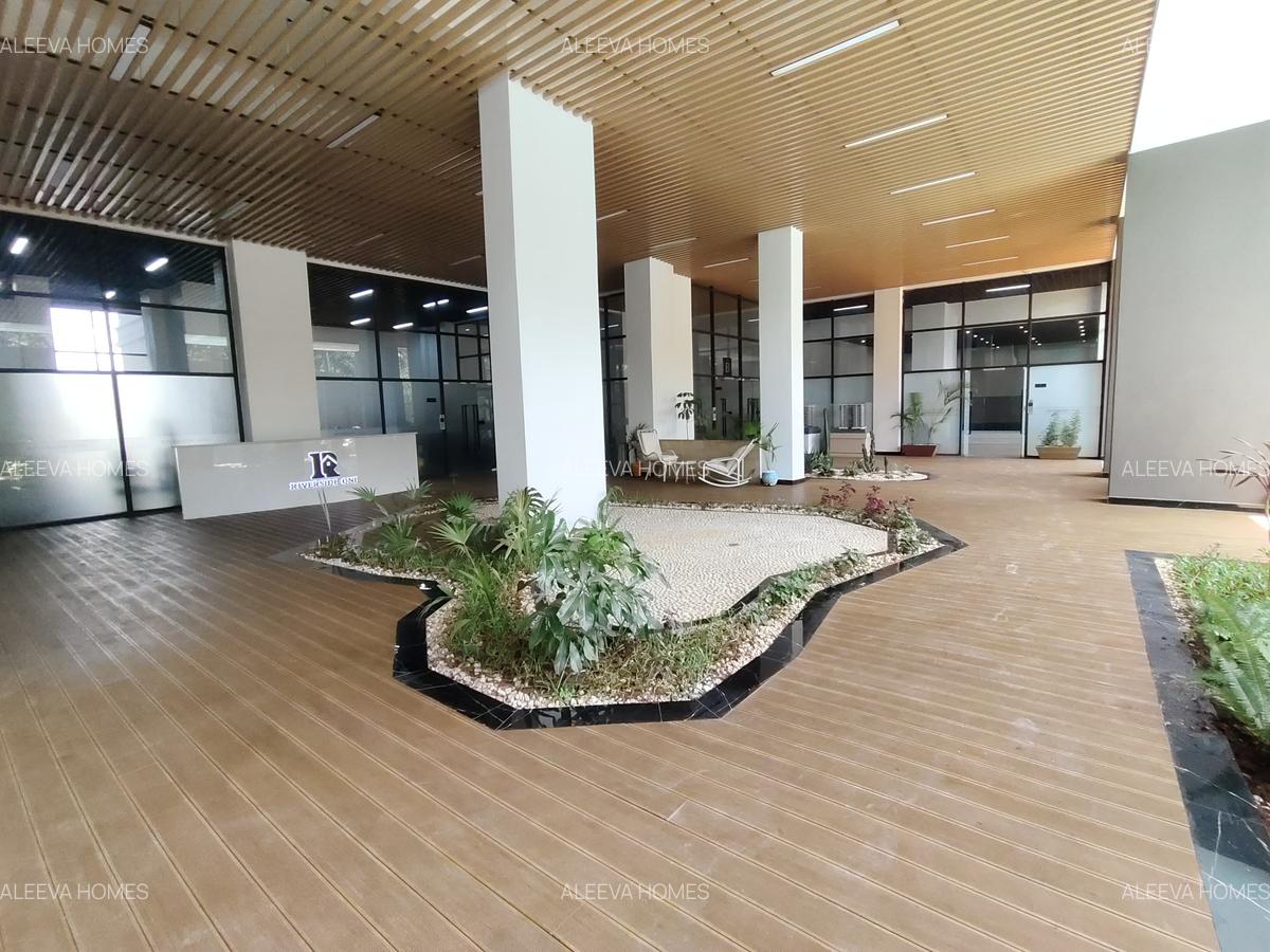 2 Bed Apartment with En Suite in Riverside - 17