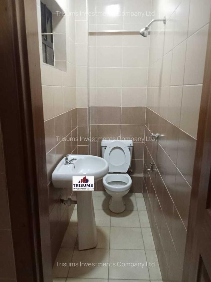 2 Bed Apartment with En Suite at Prp7+494 - 16