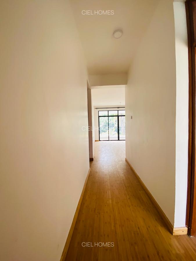 4 Bed Villa with En Suite in Lavington - 18