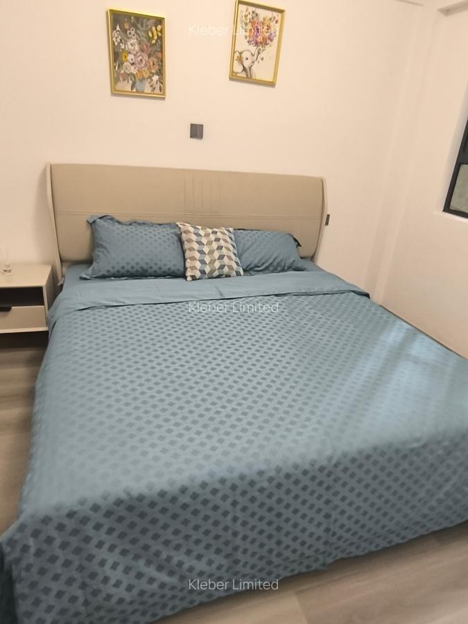 Studio Apartment with En Suite at Valley Arcade - 14