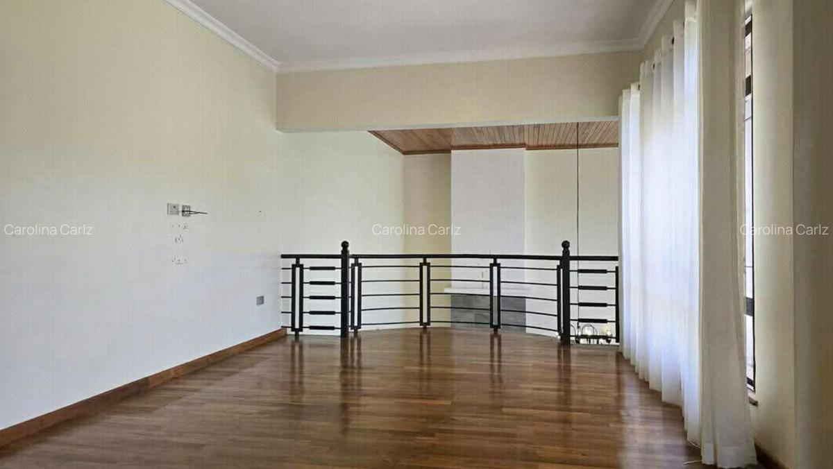 5 Bed House with En Suite in Runda - 7