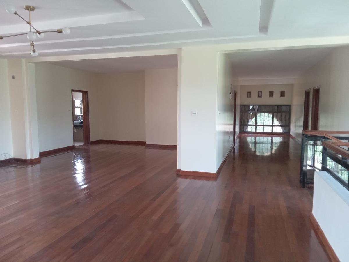 5 Bed House with En Suite at Runda Area - 9