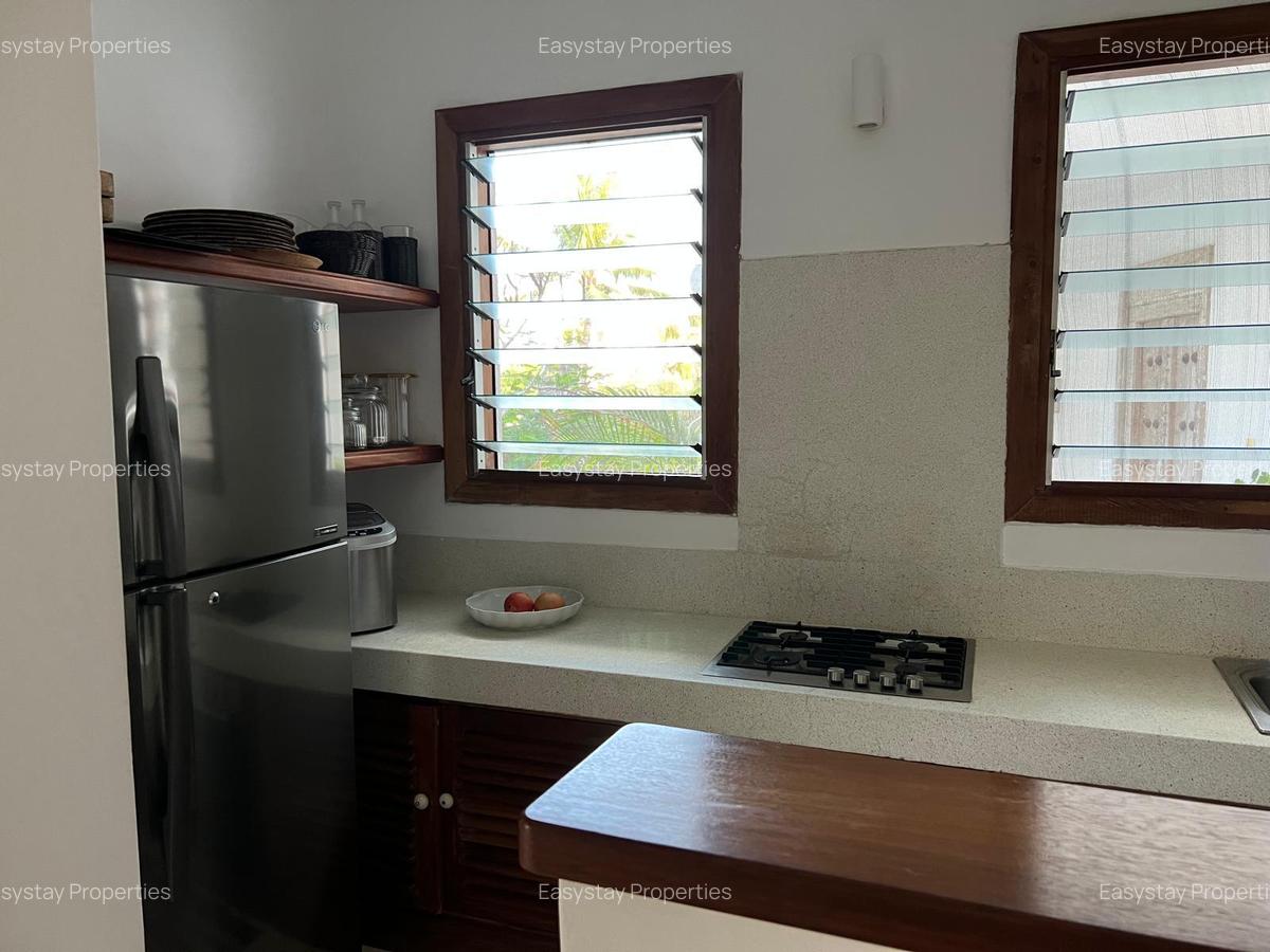 3 Bed Villa with Swimming Pool in Watamu - 11