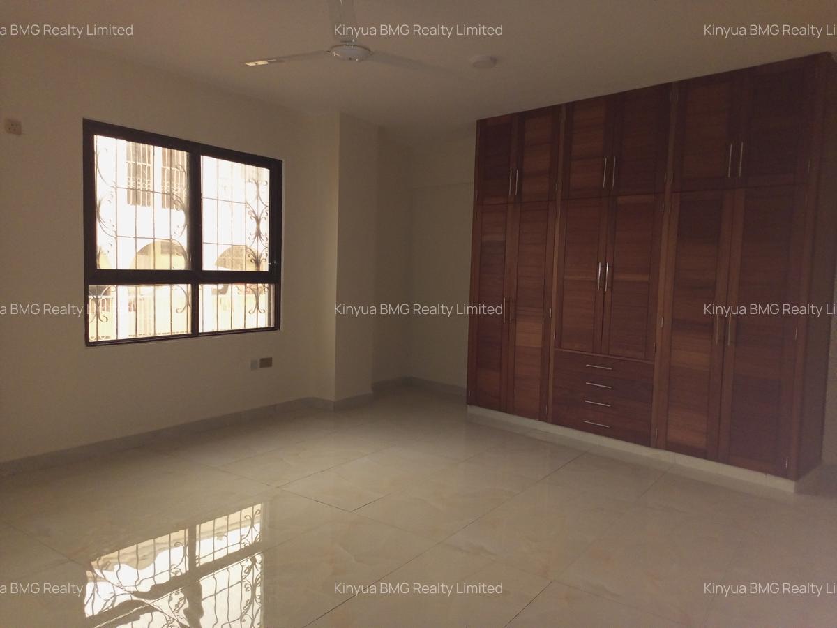 3 Bed Apartment with En Suite in Mombasa CBD - 6
