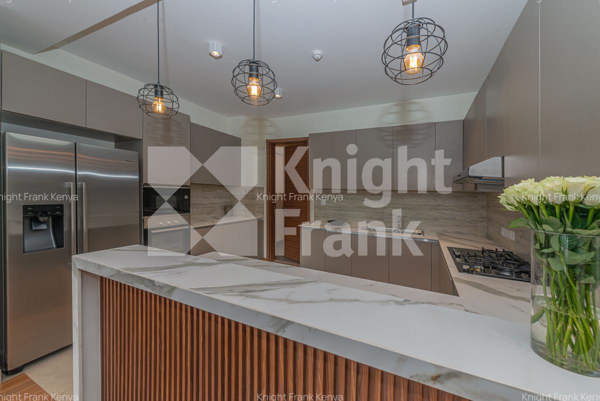 1 Bed Apartment with En Suite at Riverside Drive - 3