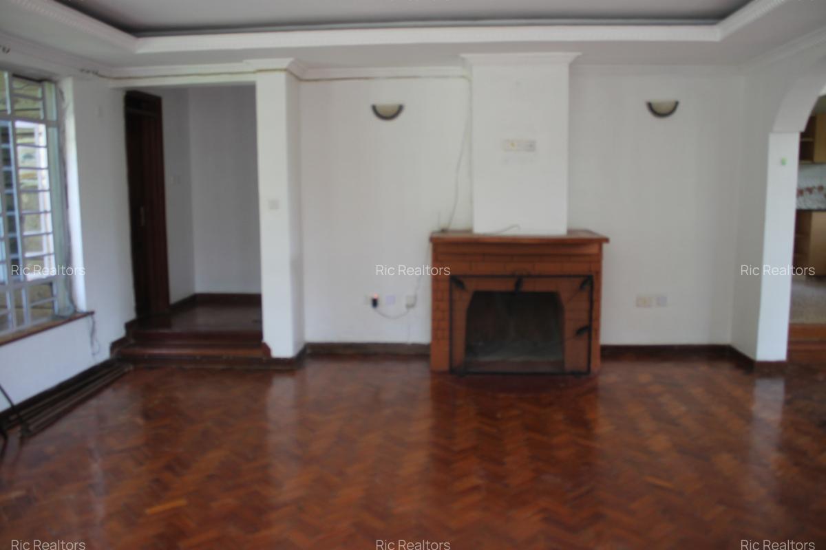 4 Bed House with Staff Quarters at Kerarapon - 9