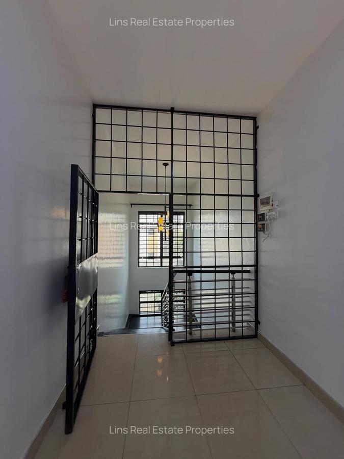 4 Bed Townhouse with En Suite in Runda - 14