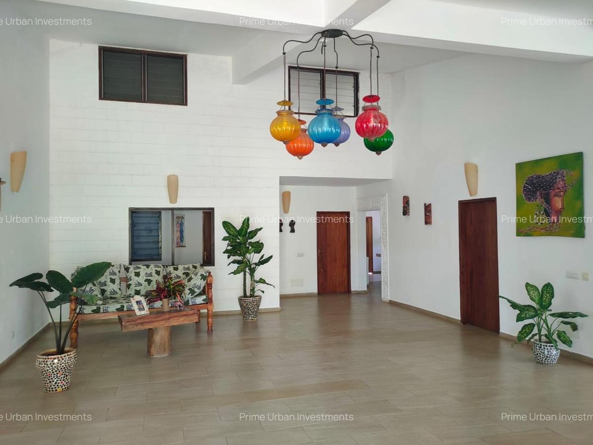 3 Bed House with En Suite at Kilifi Bofa - 2