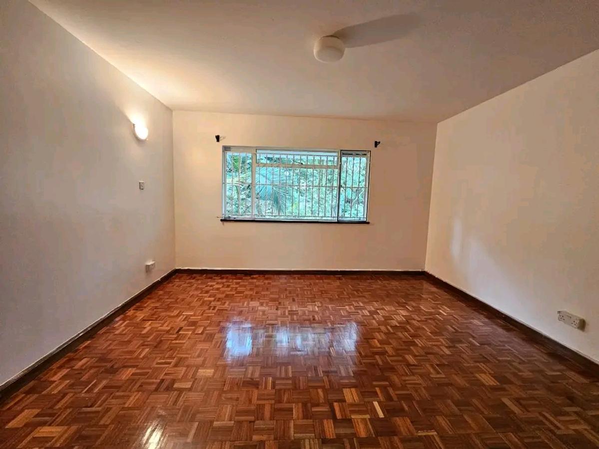 4 Bed House with En Suite in Gigiri - 10