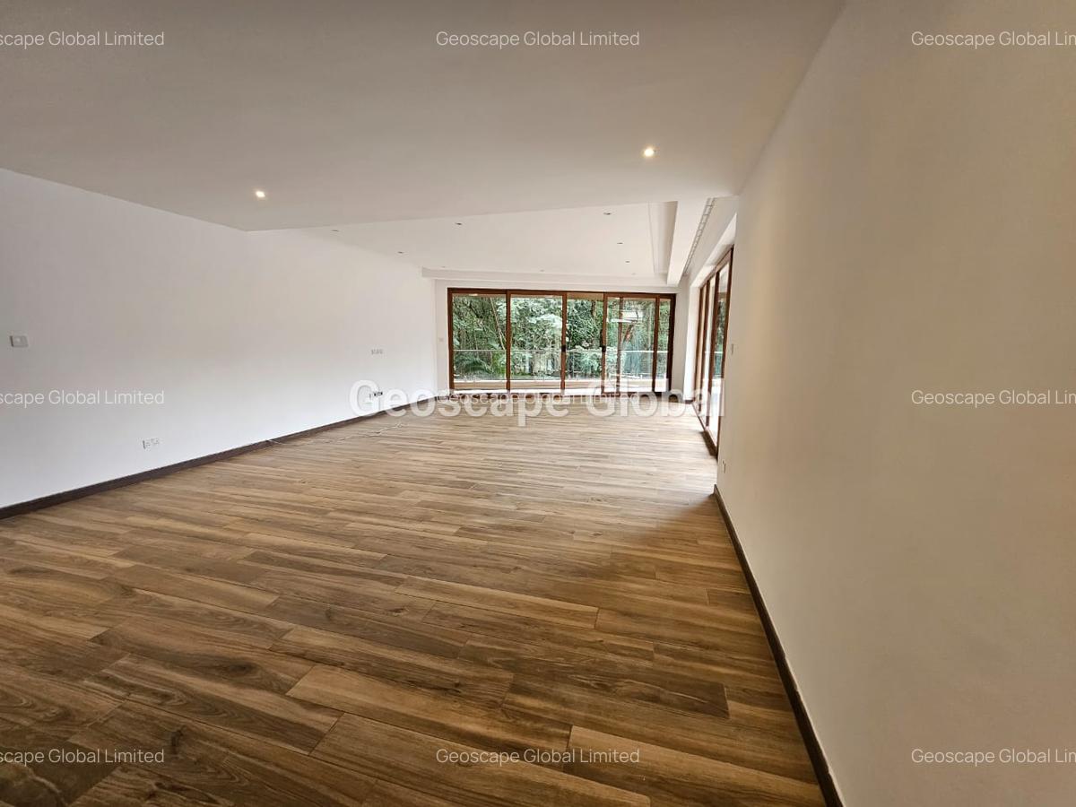 3 Bed Apartment with En Suite in Spring Valley - 9