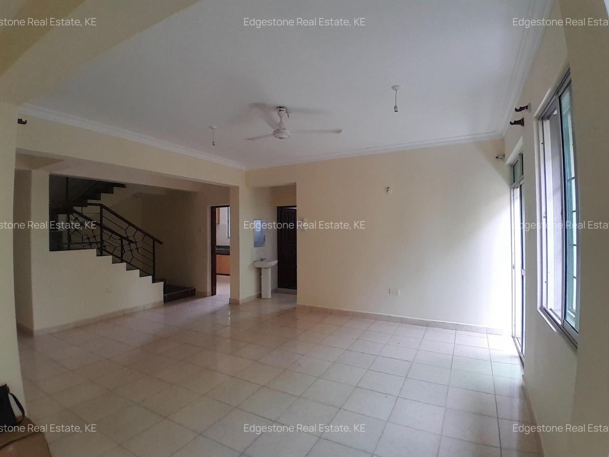 3 Bed Apartment with En Suite in Nyali Area - 18