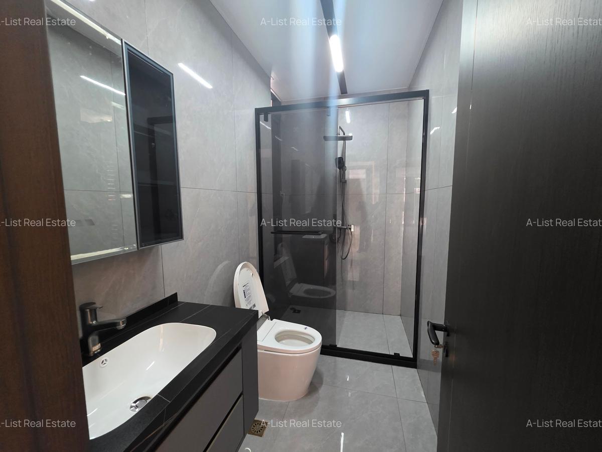 5 Bed Villa with En Suite at Jacaranda Avenue - 11