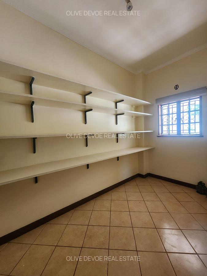 6 Bed Villa with En Suite in Karen - 16