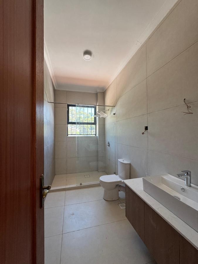 5 Bed Townhouse with En Suite in Loresho - 7