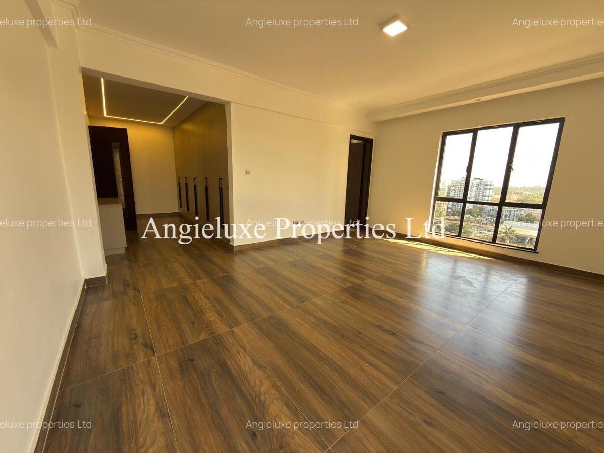 3 Bed Apartment with En Suite at Brookside Drive - 6