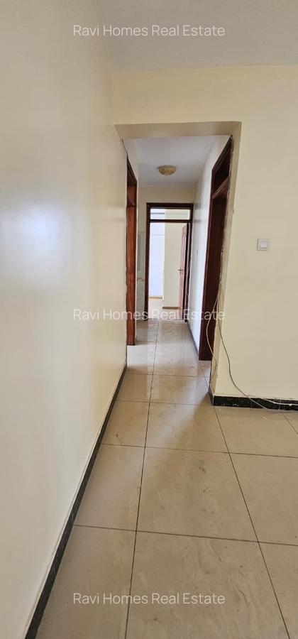 3 Bed Apartment with En Suite in Lavington - 8