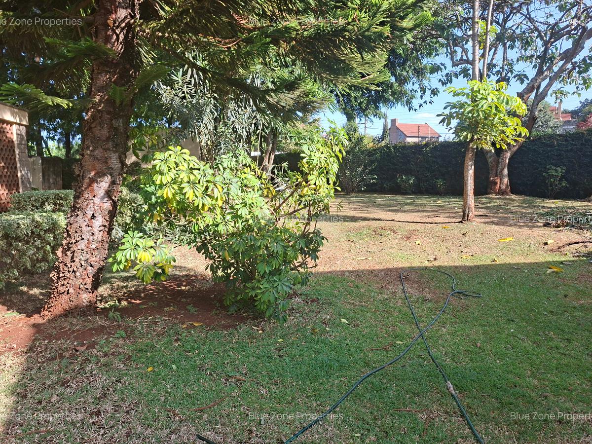 4 Bed House with En Suite at Off Benin Dr - 4