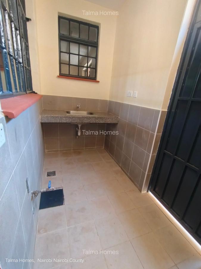 4 Bed Townhouse with En Suite at Off Convent Drive - 6