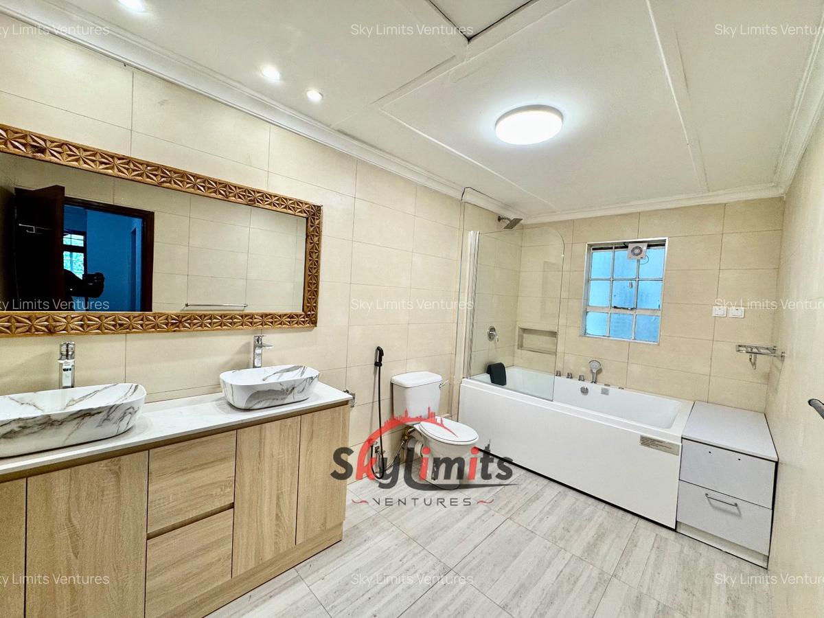 5 Bed Townhouse with En Suite in Rosslyn - 7