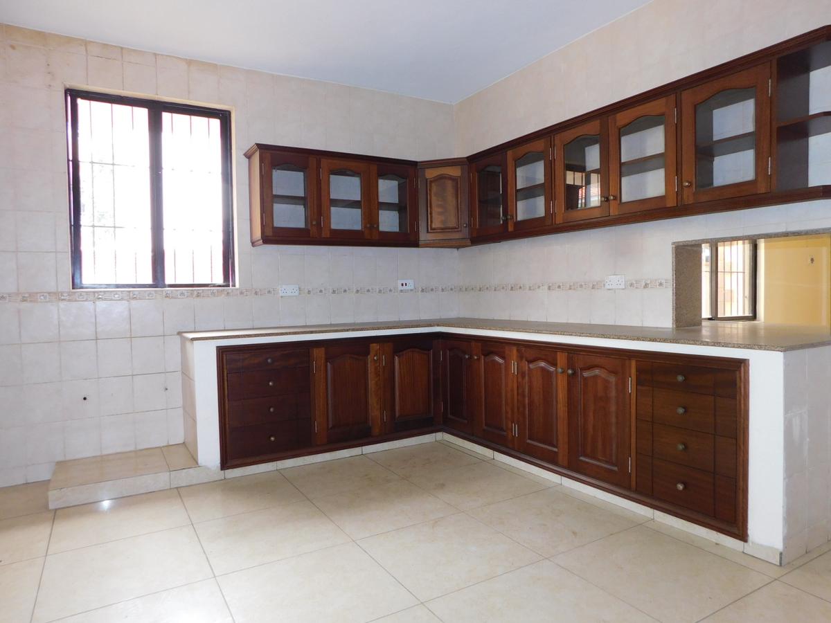 5 Bed Villa with En Suite at Nyali - 14