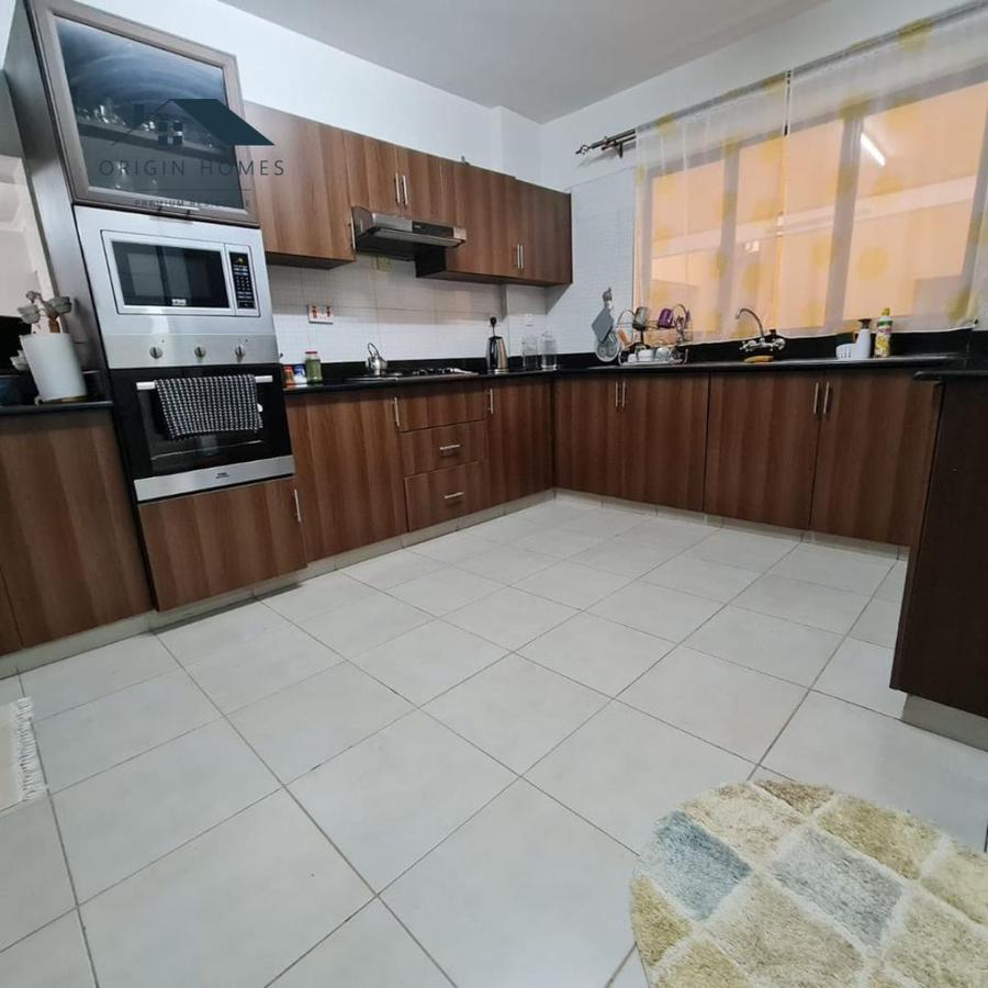 3 Bed Apartment with En Suite at Dennis Pritt Road - 5