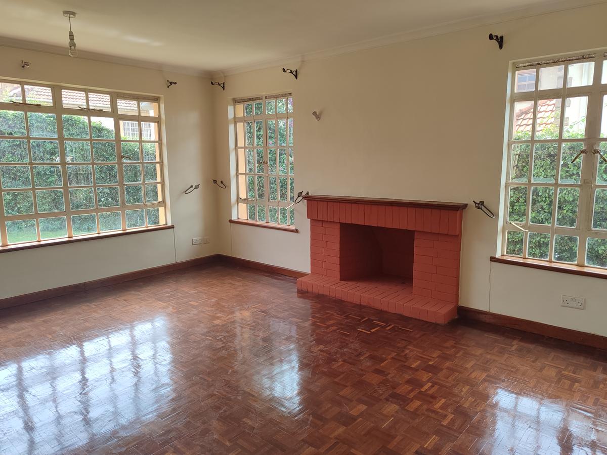 4 Bed House with En Suite in Kiambu Road - 9