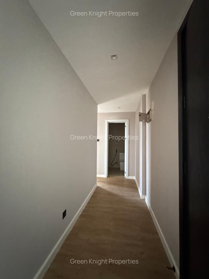 Serviced 2 Bed Apartment with En Suite in Westlands Area - 6