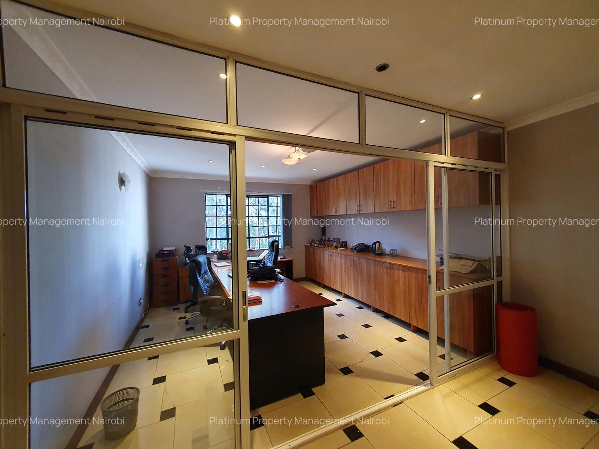 4 Bed Villa with En Suite at Donyo Sabuk Avenue - 9