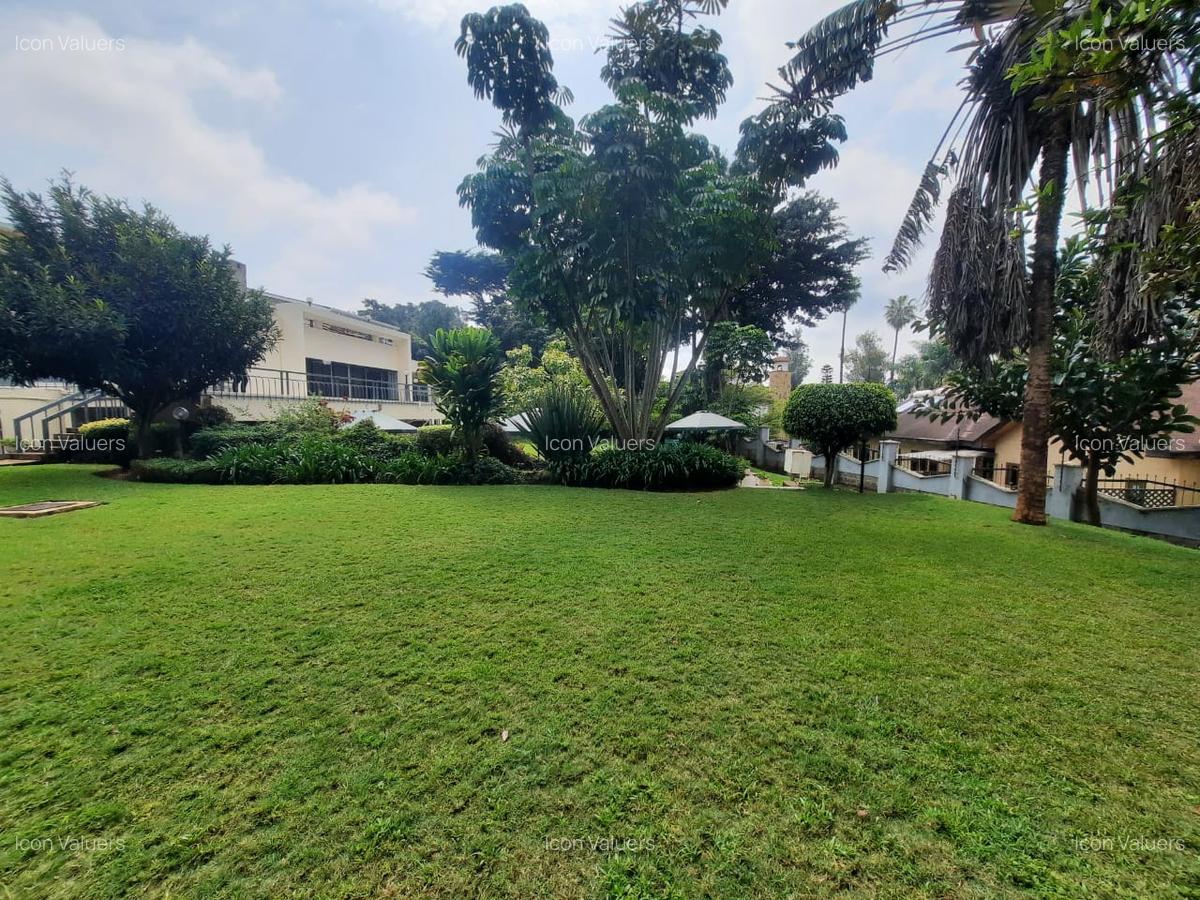 2,000 ft² Office with Service Charge Included at Nairobi - 10