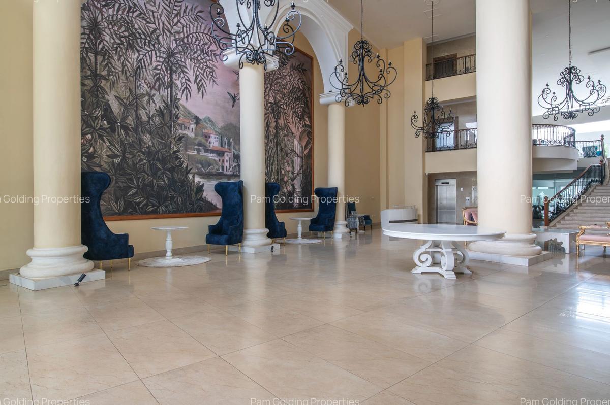 2 Bed Apartment with En Suite in Parklands - 16