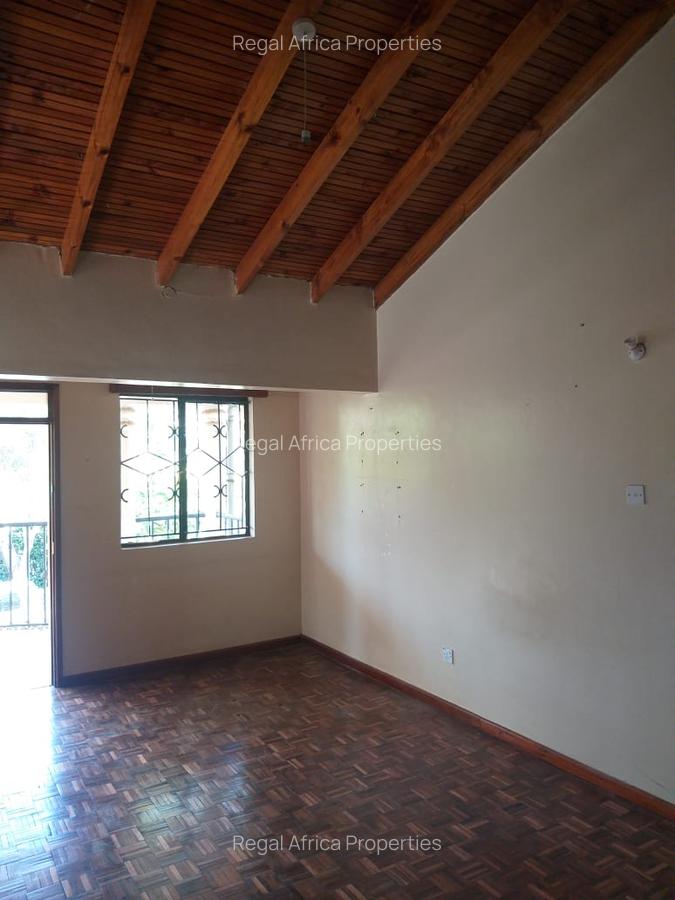 4 Bed Townhouse with En Suite in Lavington - 7