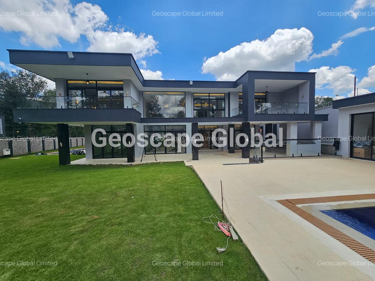 5 Bed House with En Suite in Nyari - 11