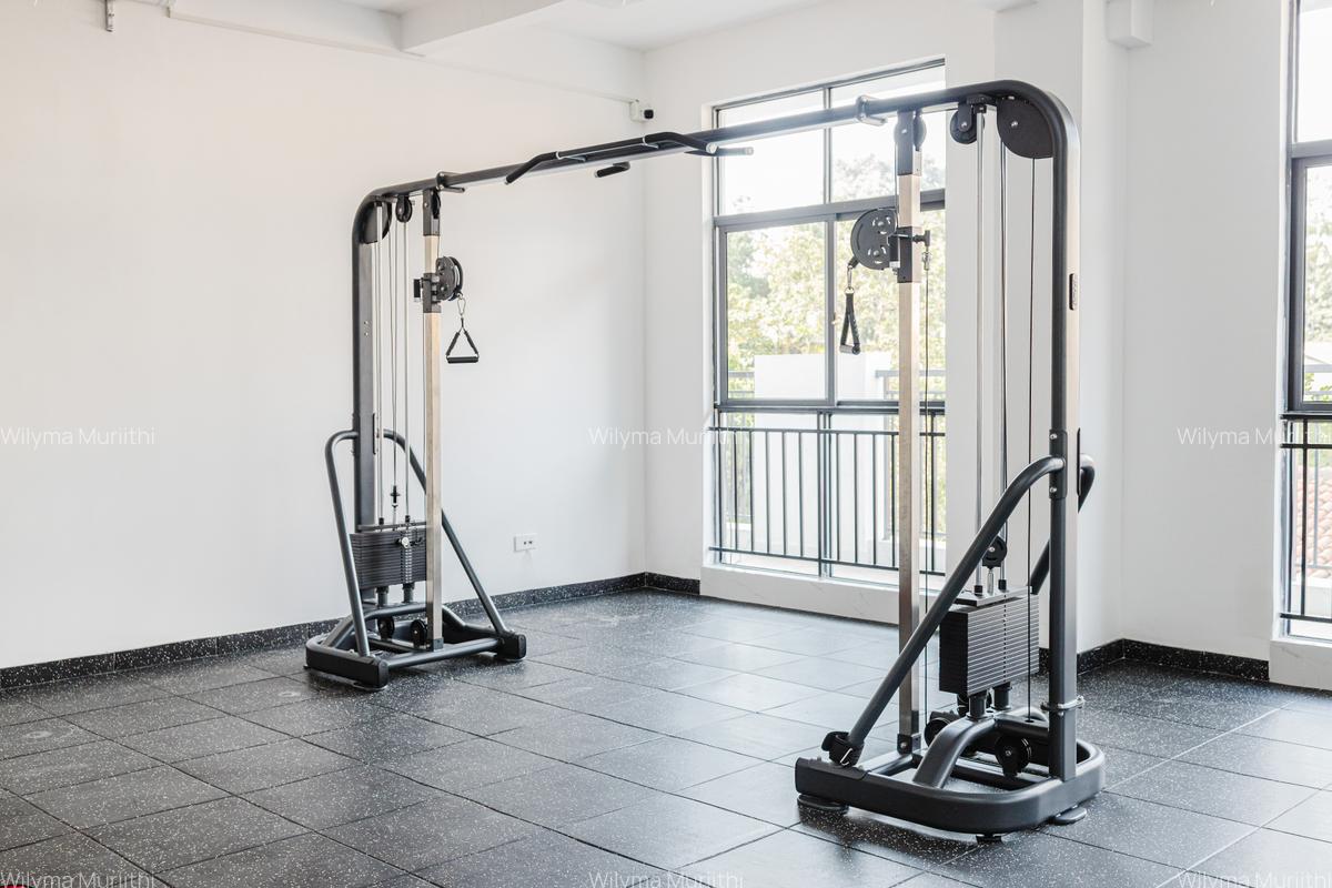 Serviced 2 Bed Apartment with En Suite in Westlands Area - 17