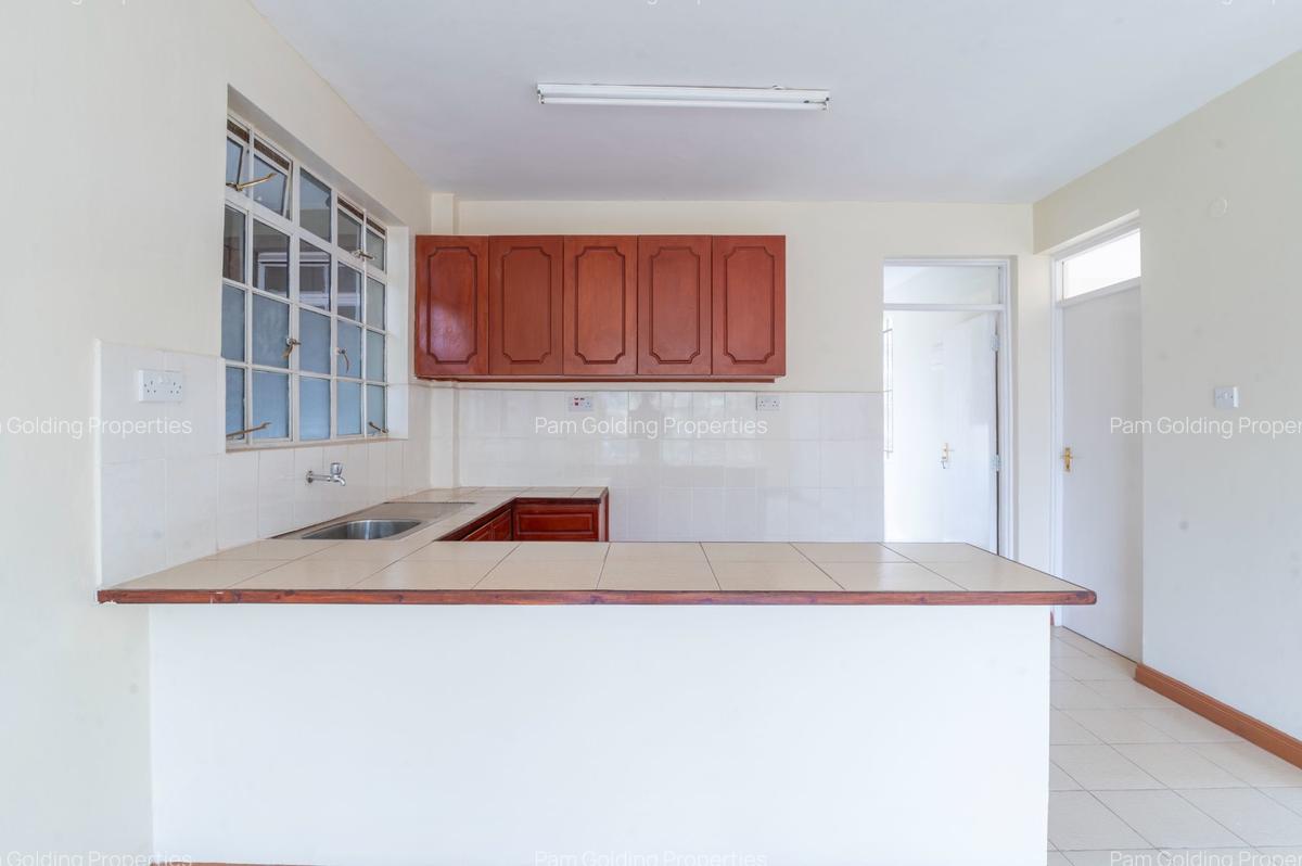 3 Bed Apartment with En Suite in Thika - 4