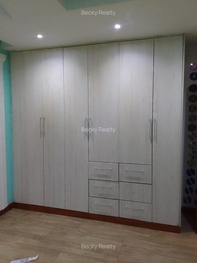 4 Bed House with En Suite in Karen - 8