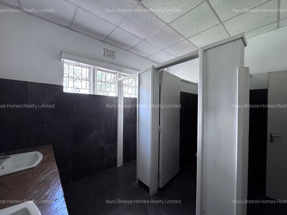 1,300 ft² Commercial Property with Parking in General Mathenge - 11