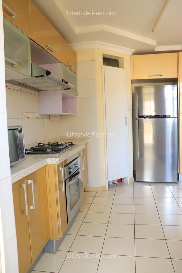Furnished 3 Bed Apartment with En Suite at Rosewood Avenue - 3