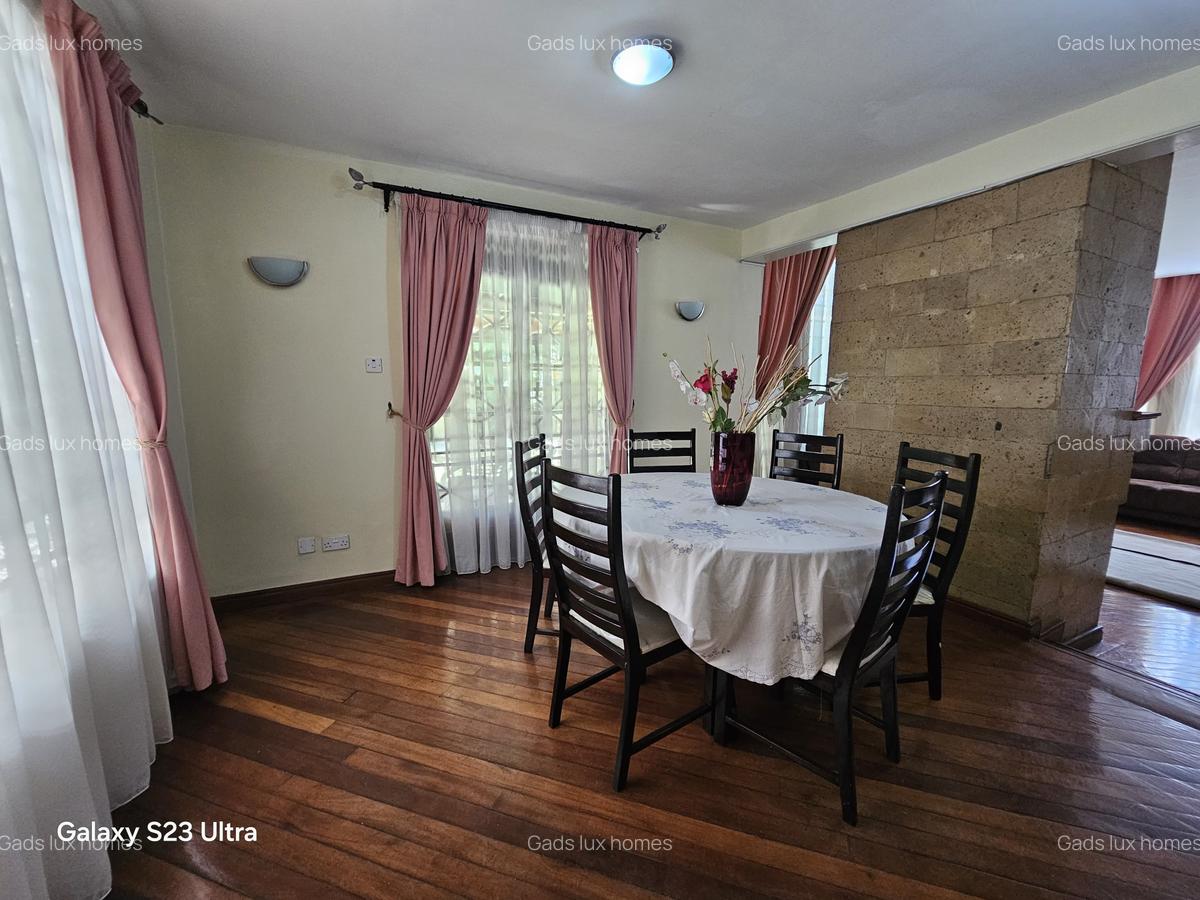 5 Bed Townhouse with En Suite at Lavington - 5