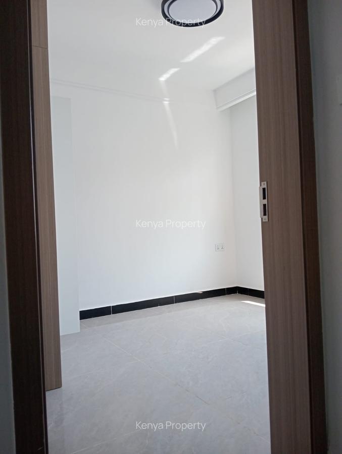2 Bed Apartment with En Suite in Kilimani - 11