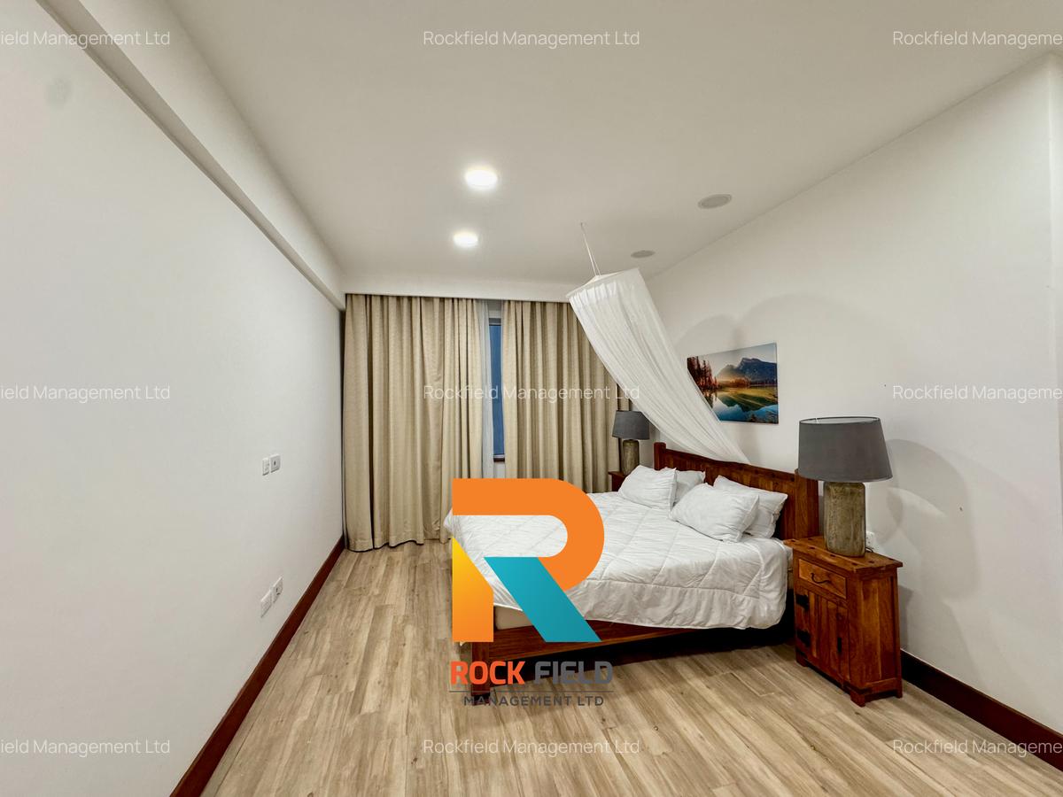 Furnished 2 Bed Apartment with En Suite in Parklands - 14