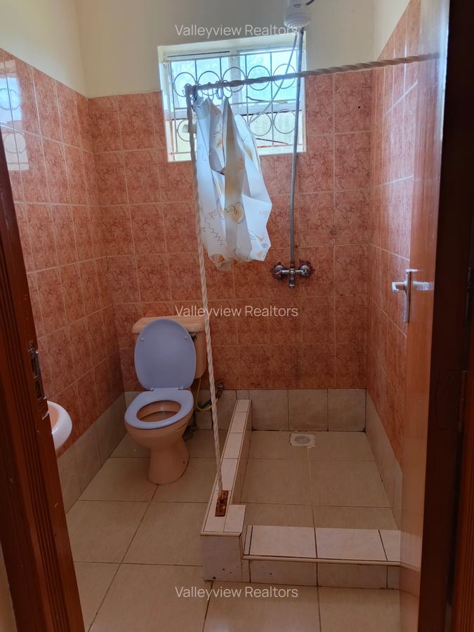 1 Bed Villa with En Suite at Lavington - 4